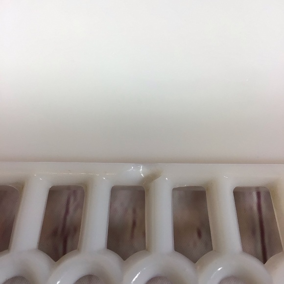 Vintage Westmoreland White Milk Glass Reticulated Square Plate - Picture 6 of 6